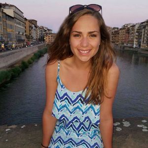 Meet your Posher, Caroline